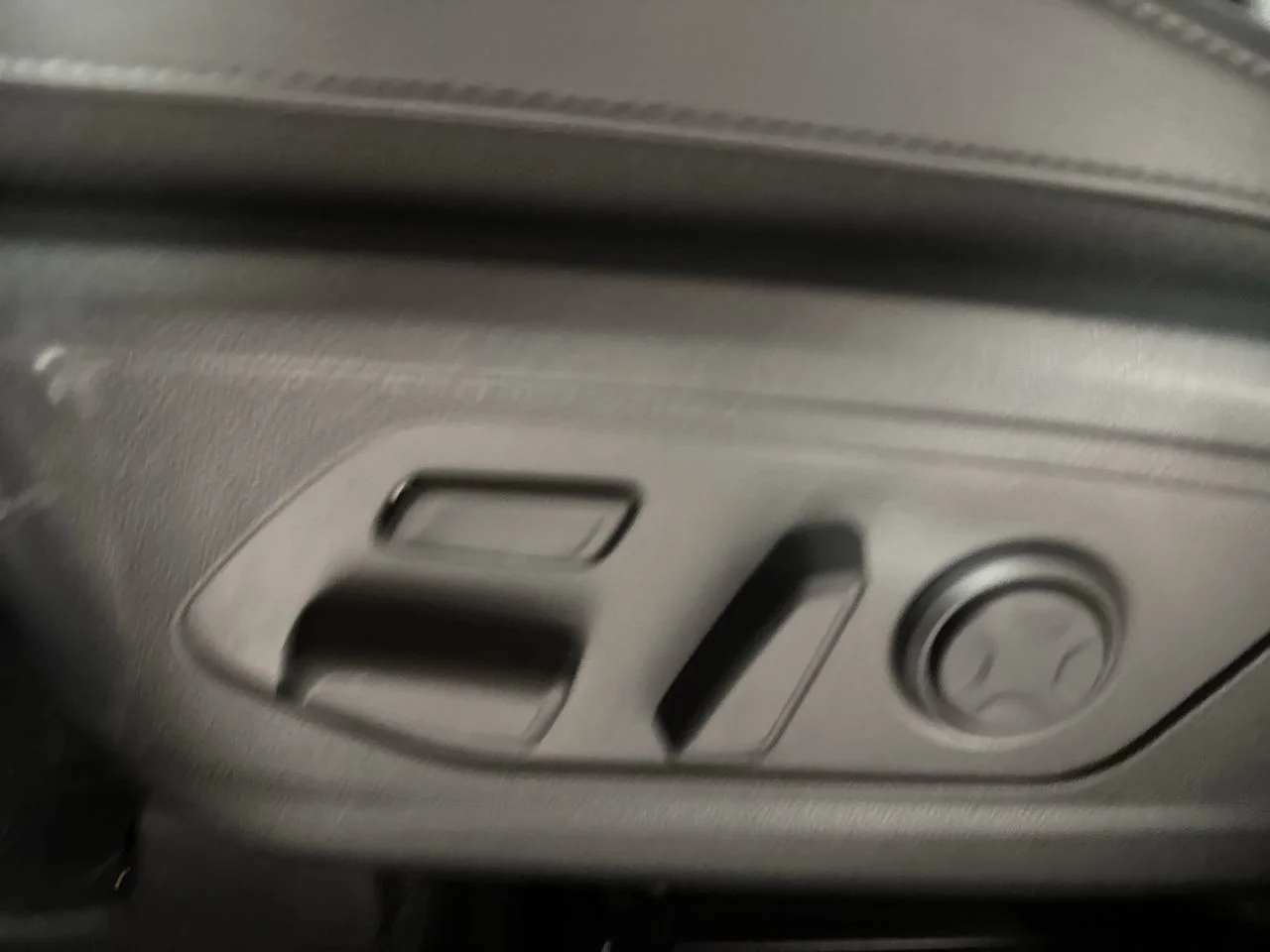 New 2026 Steel Gray Kia X-Line SX Prestige image 15