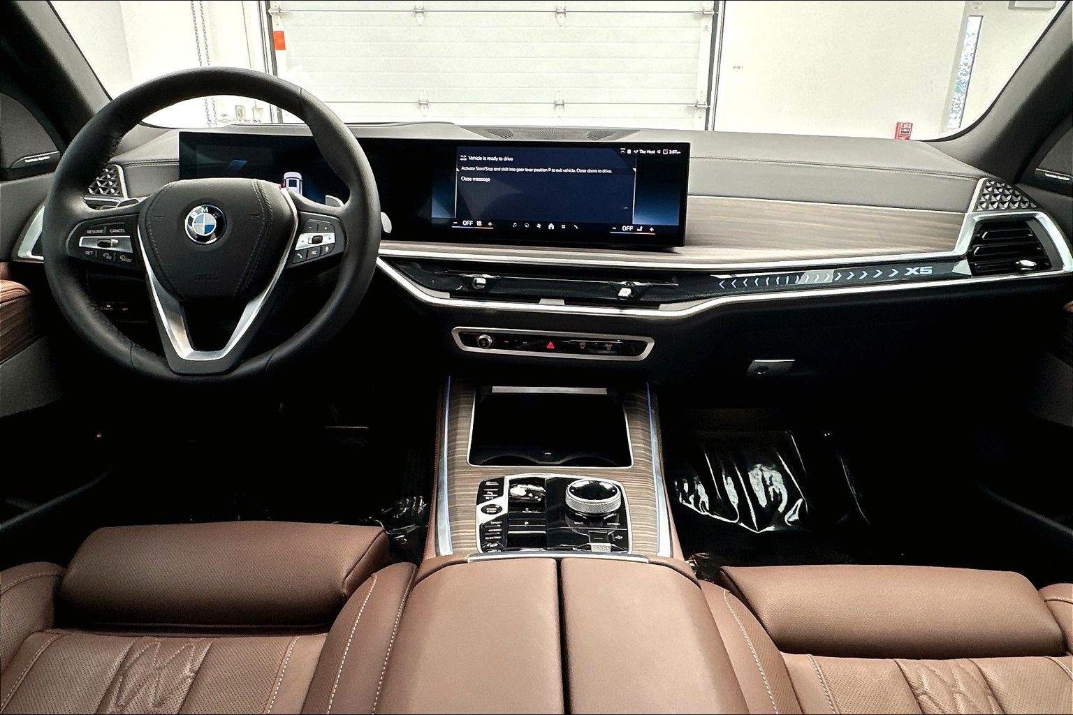 Certified Used 2026 Alpine White BMW xDrive50e image 9