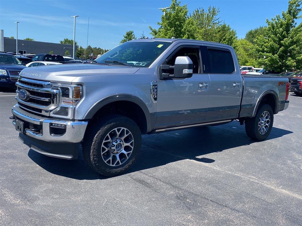 Used 2021 Iconic Silver/Carbonized Gray Ford Lariat image 6