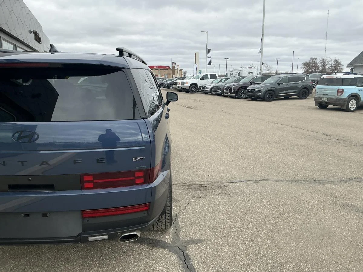 Used 2025 Blue Hyundai XRT image 39