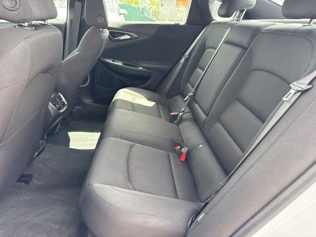 Used 2025 White Chevrolet LT image 12