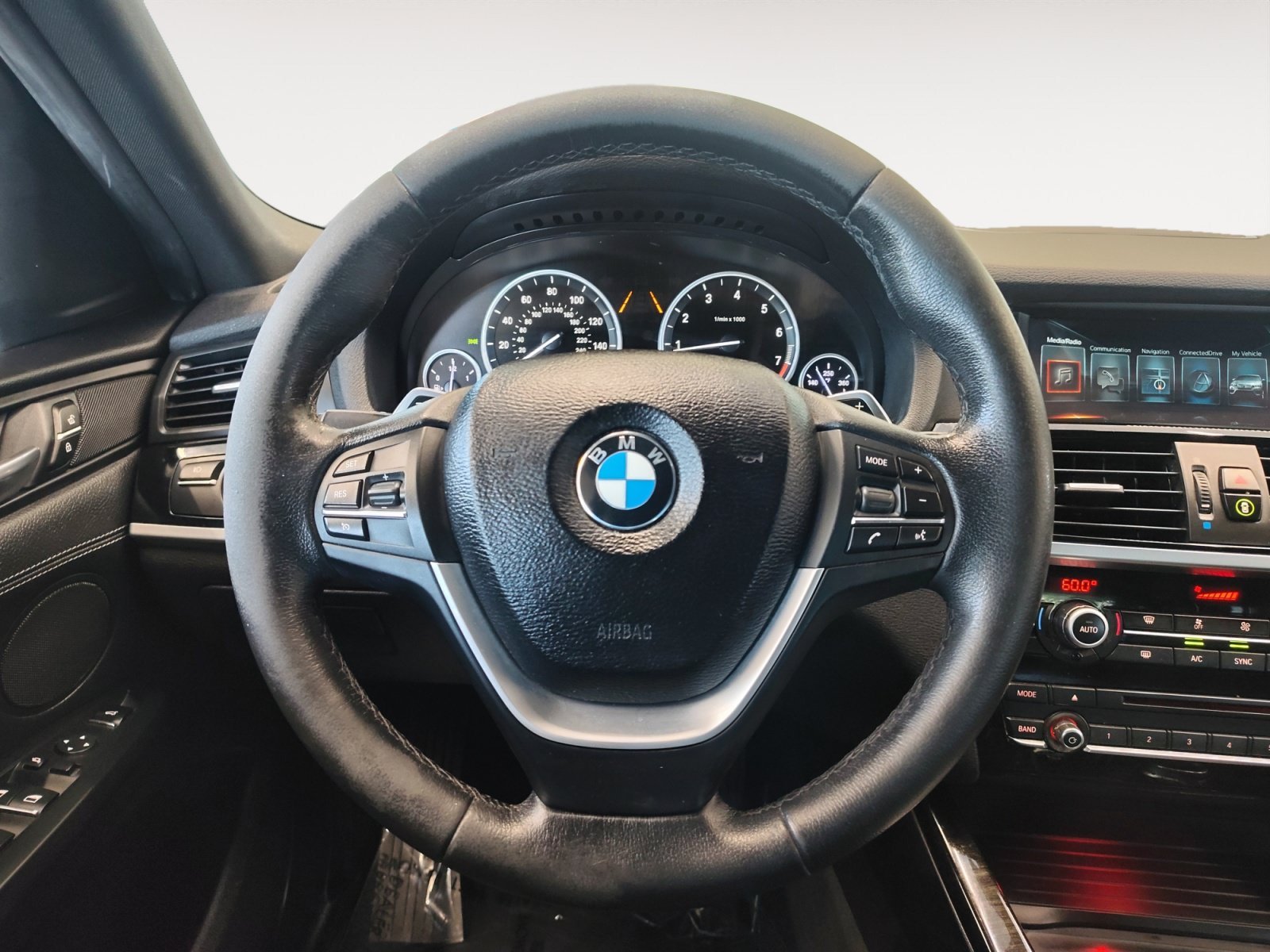 Used 2018 Alpine White BMW xDrive28i image 14