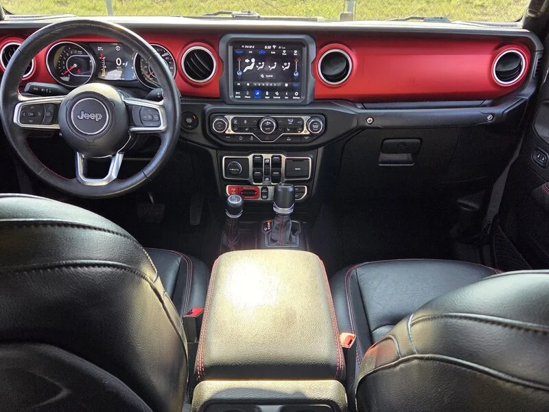 Used 2020 Gray Clearcoat JEEP RUBICON image 8