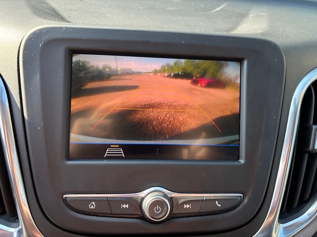 Used 2021 White Chevrolet LS image 27
