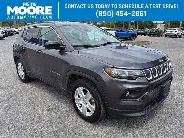 2022 Jeep Compass Latitude's photo