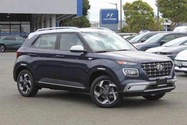2026 Hyundai VENUE SEL