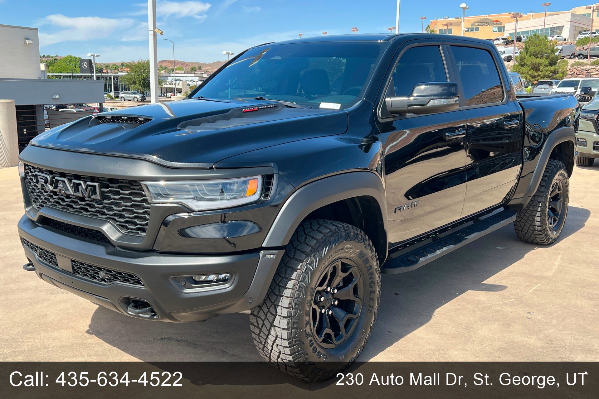 2026 RAM 1500 RHO 4x4 Crew Cab 5'7's photo