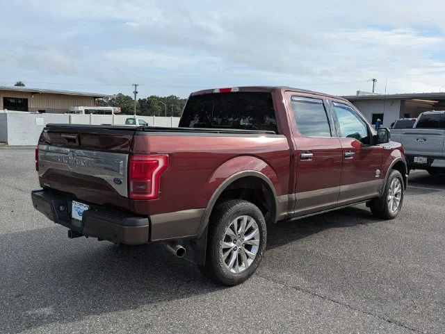 Used 2016 Bronze Ford King Ranch image 3