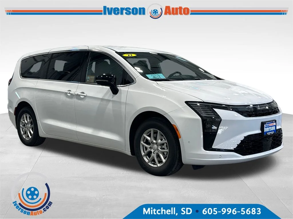 New 2027 Bright White Clear-Coat Exterior Paint Chrysler Select image 1