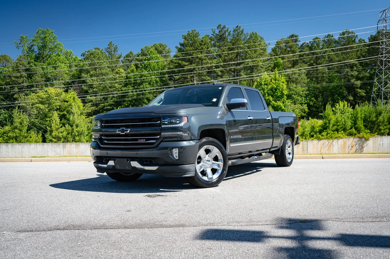 Used 2018 Gray Chevrolet LTZ image 1