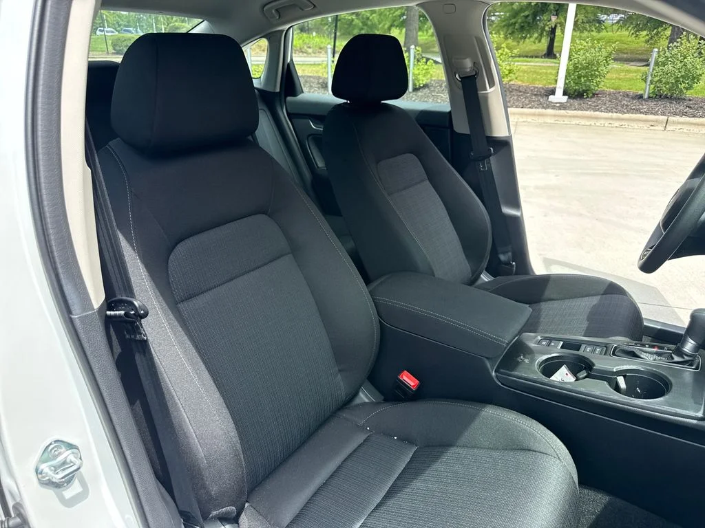 Used 2026 Solar Silver Metallic Honda LX image 35