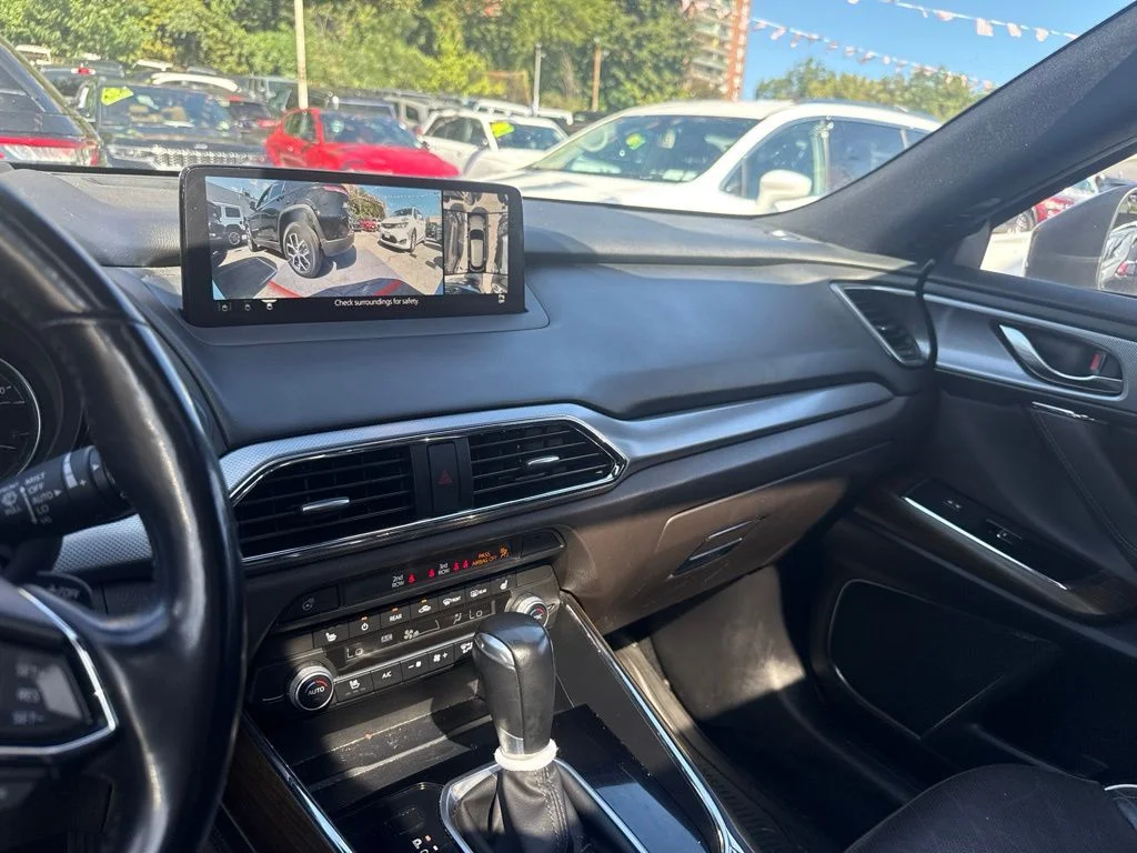Used 2021 Black Mazda Signature image 6