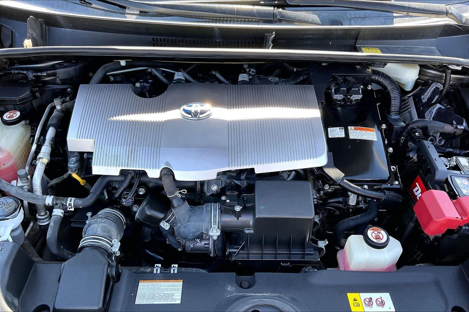 Used 2017 Magnetic Gray Metallic Toyota Two image 28