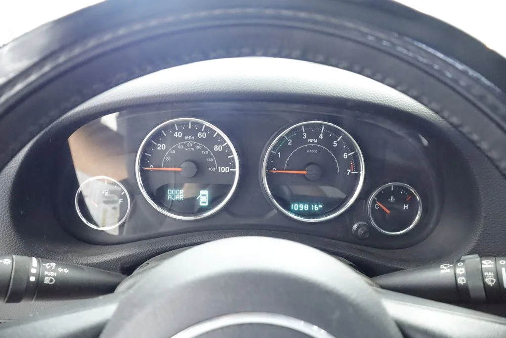 Certified Used 2017 White Jeep Unlimited Sahara image 24
