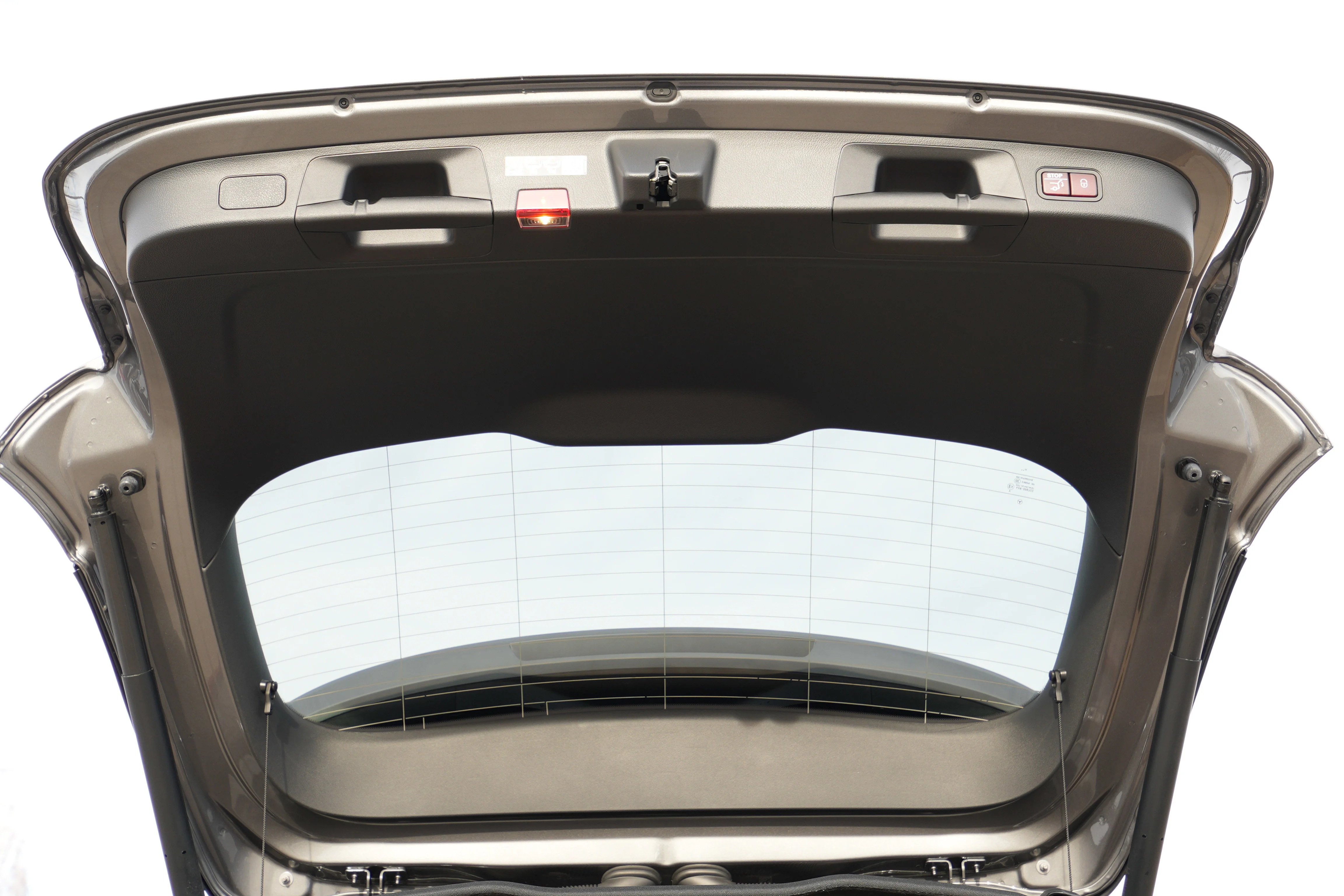 Used 2026 Gray Mercedes-Benz GLA 250 image 19