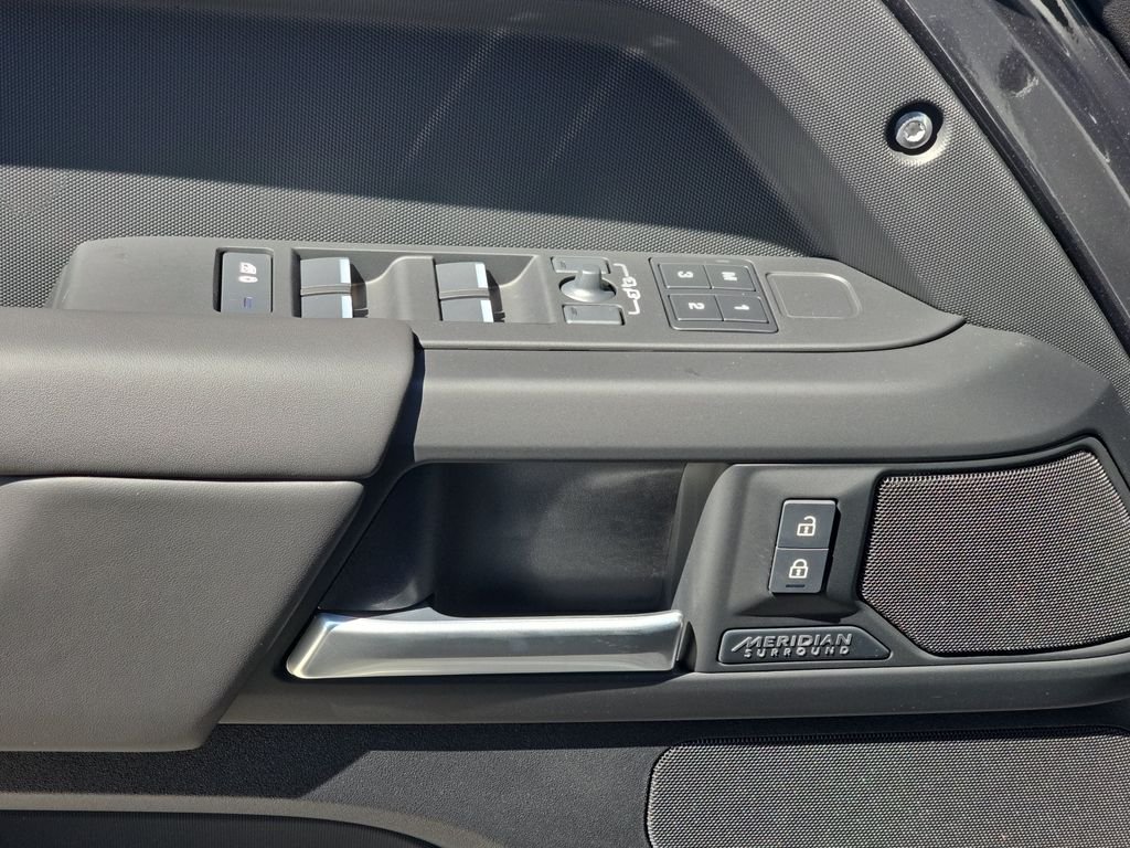 New 2026 Carpathian Grey LAND ROVER X-Dynamic SE image 28