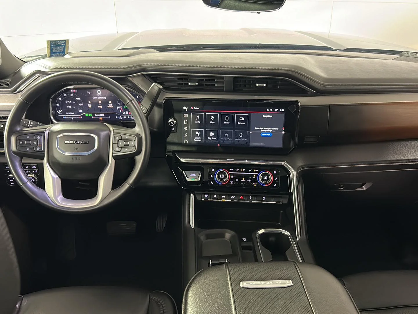 Used 2024 Downpour Metallic GMC Denali image 37