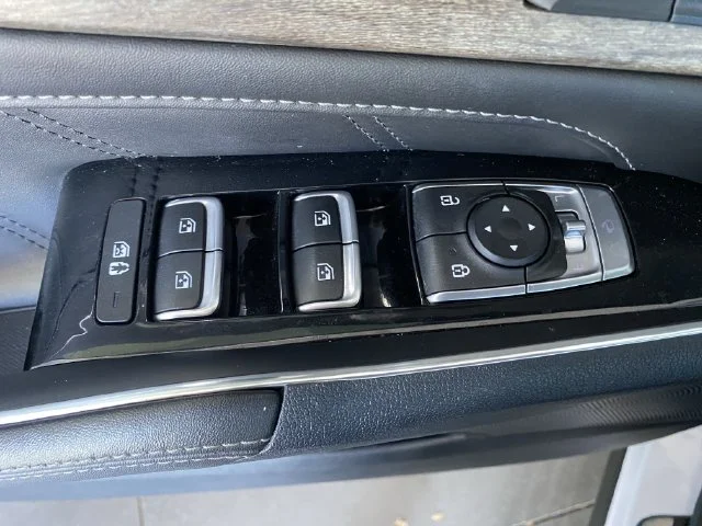2023 Kia Sorento X-Line SX-P - Photo 23