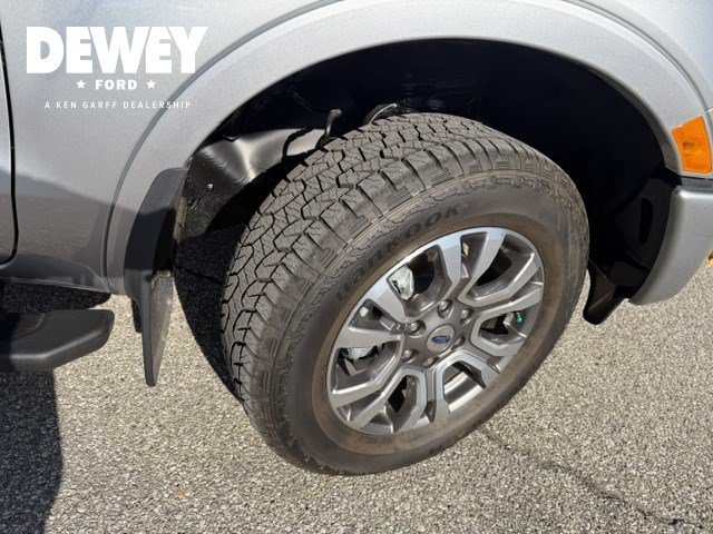 Used 2020 Silver Metallic Ford LARIAT image 34