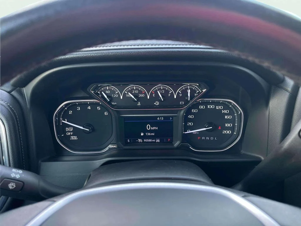 Used 2021 Summit White GMC Elevation image 16