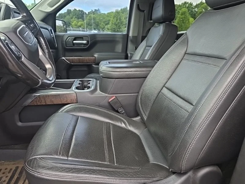 Used 2021 Black GMC Denali image 11