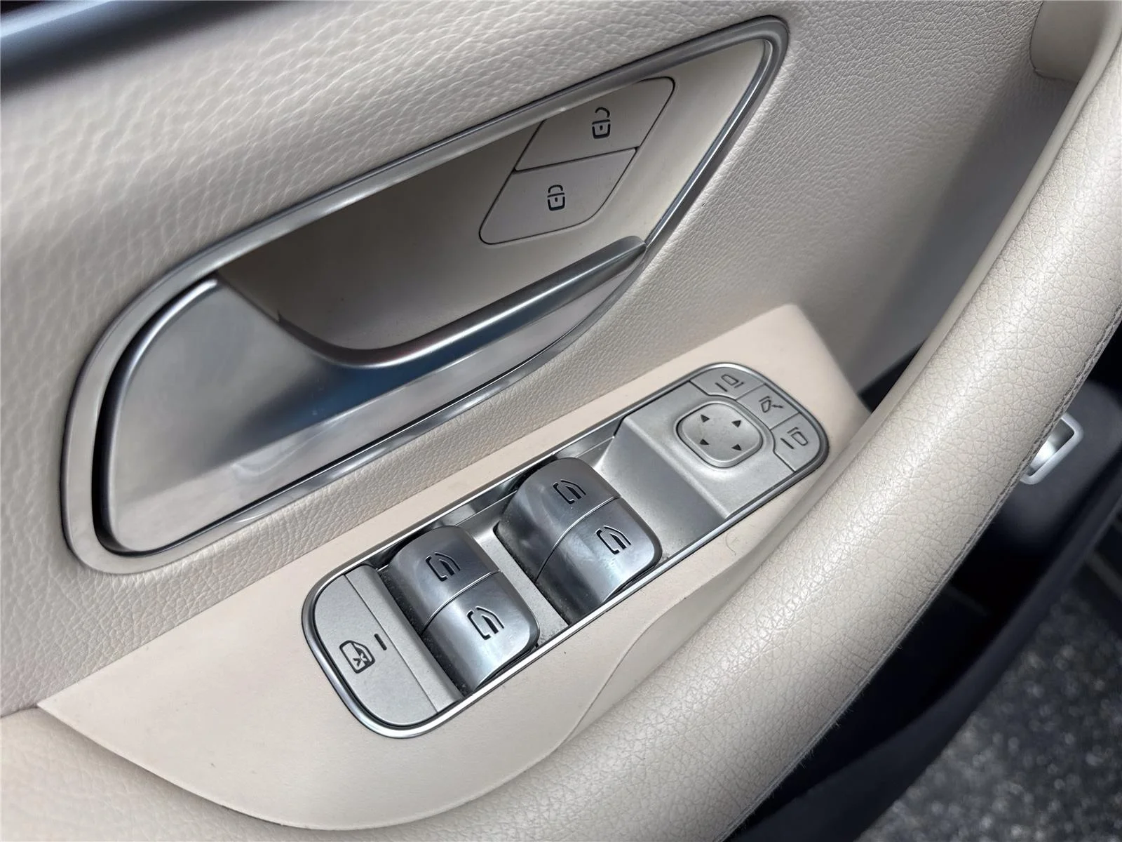Used 2020 Iridium Silver Metallic Mercedes-Benz GLE 350 image 19