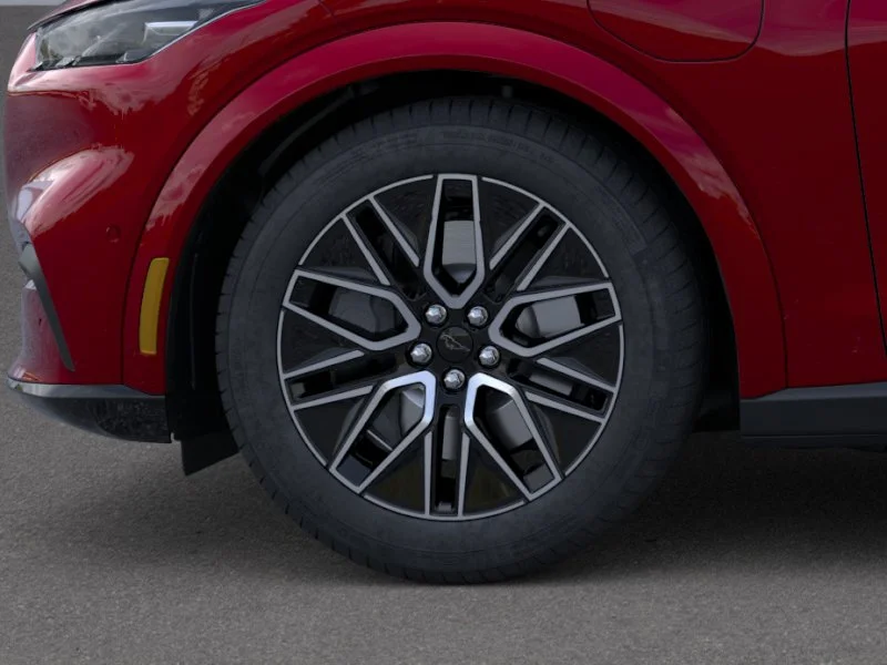 New 2025 Molten Magenta Metallic Tinted Clearcoat Ford Premium image 19