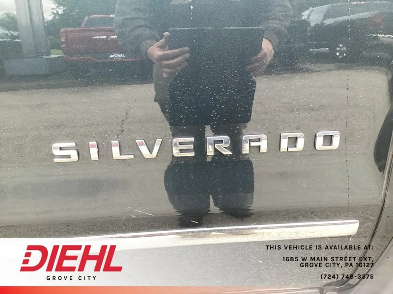 Used 2018 Gray Chevrolet LTZ image 10