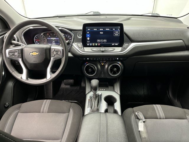 Used 2023 Summit White Chevrolet LT image 4