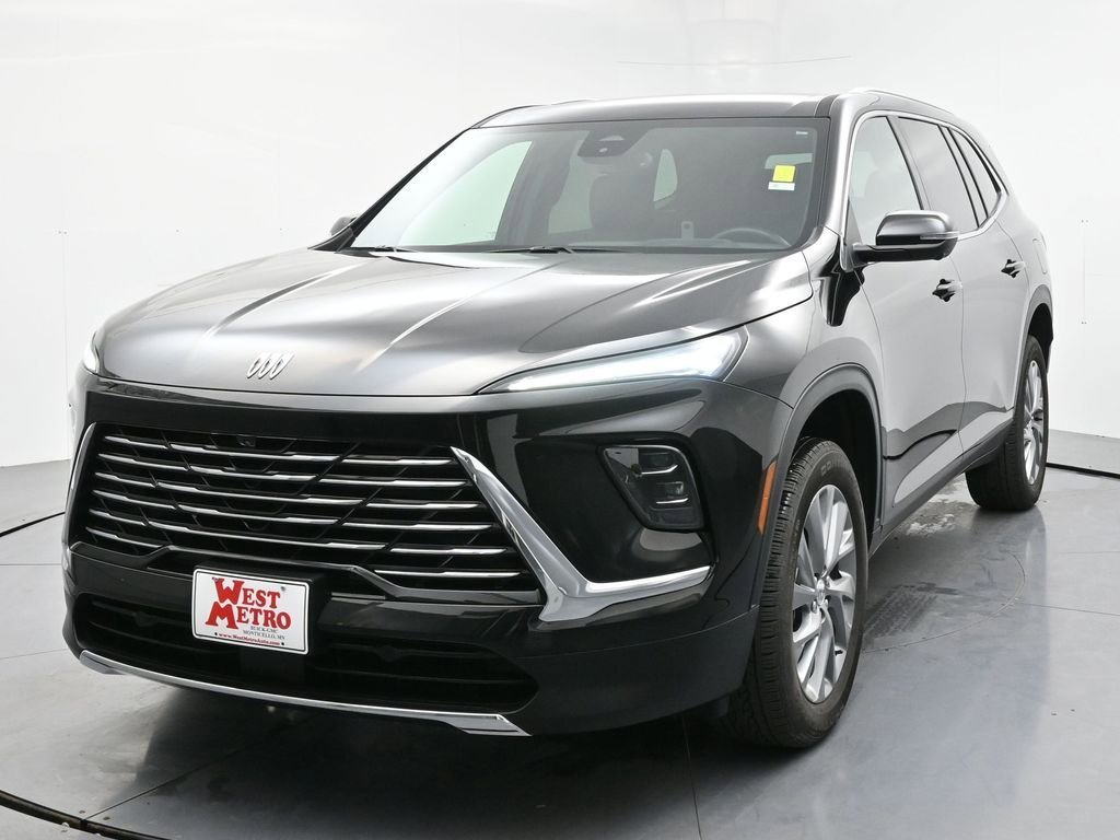 Used 2025 Buick Enclave Preferred with VIN 5GAEVARS1SJ231957 for sale in Monticello, Minnesota