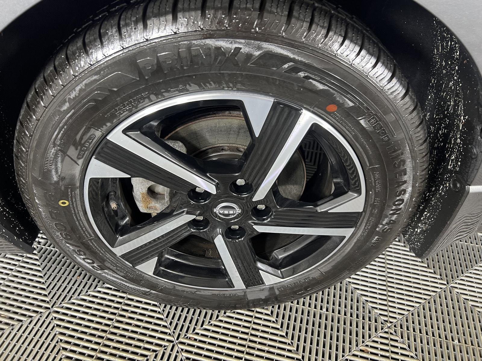 Used 2024 Gun Metallic Nissan SV image 6