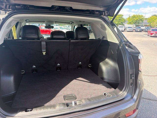 Used 2021 Granite Crystal Metallic Clearcoat Jeep Limited image 28