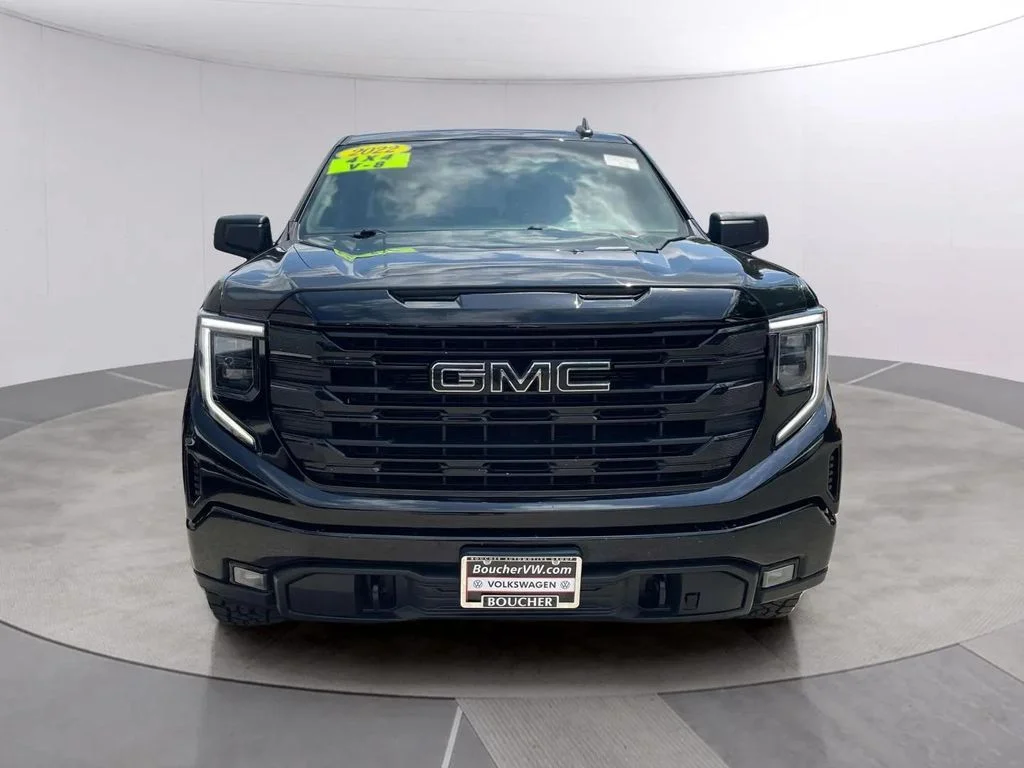 Used 2022 Onyx Black GMC Elevation image 8