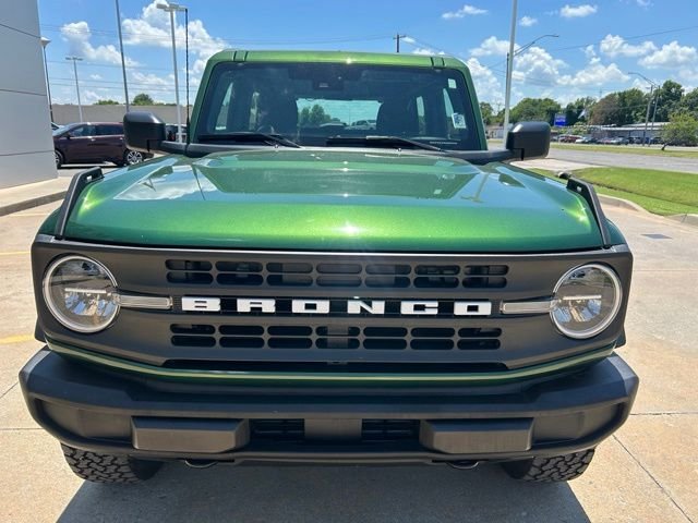 Used 2025 Green Ford Base image 3