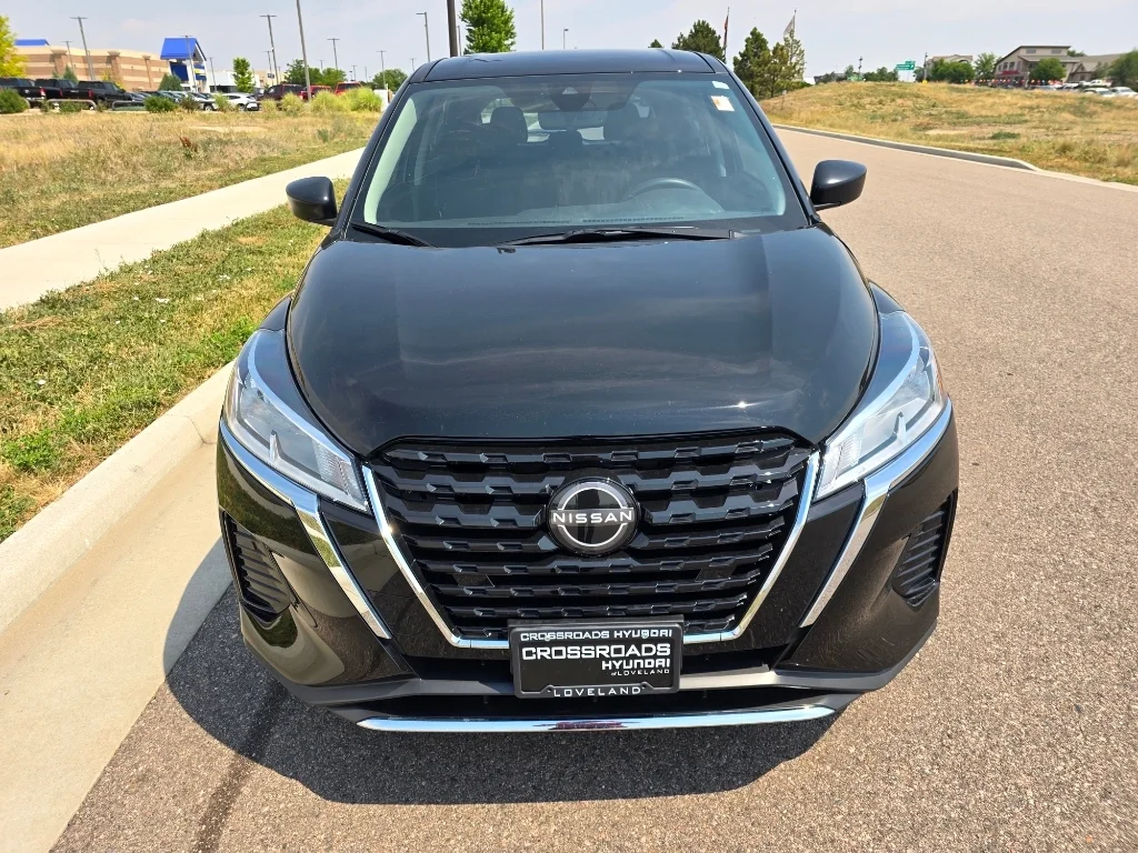 Used 2025 Super Black Nissan S image 8