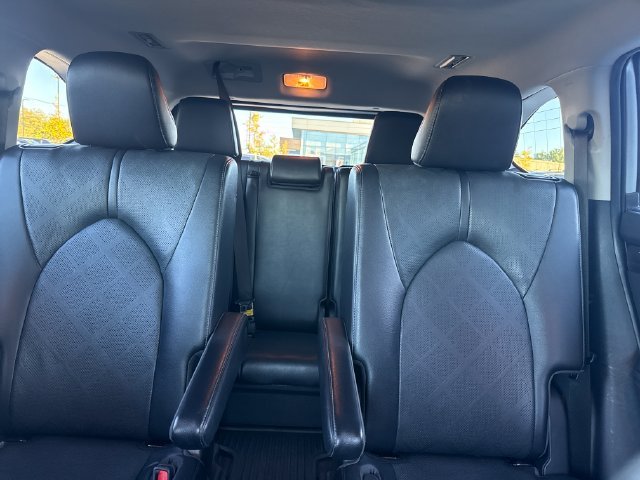 Used 2022 Silver Toyota Platinum image 22