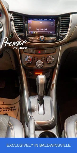 Used 2022 Red Chevrolet LT image 14