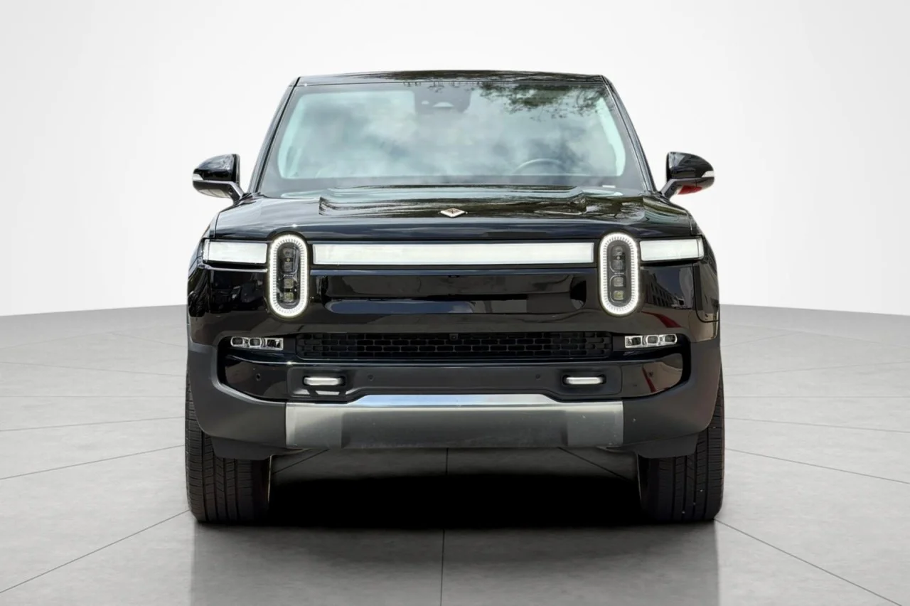 Used 2024 GRAY Rivian Adventure image 8