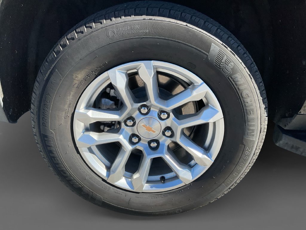 Used 2025 Black Chevrolet LT image 10