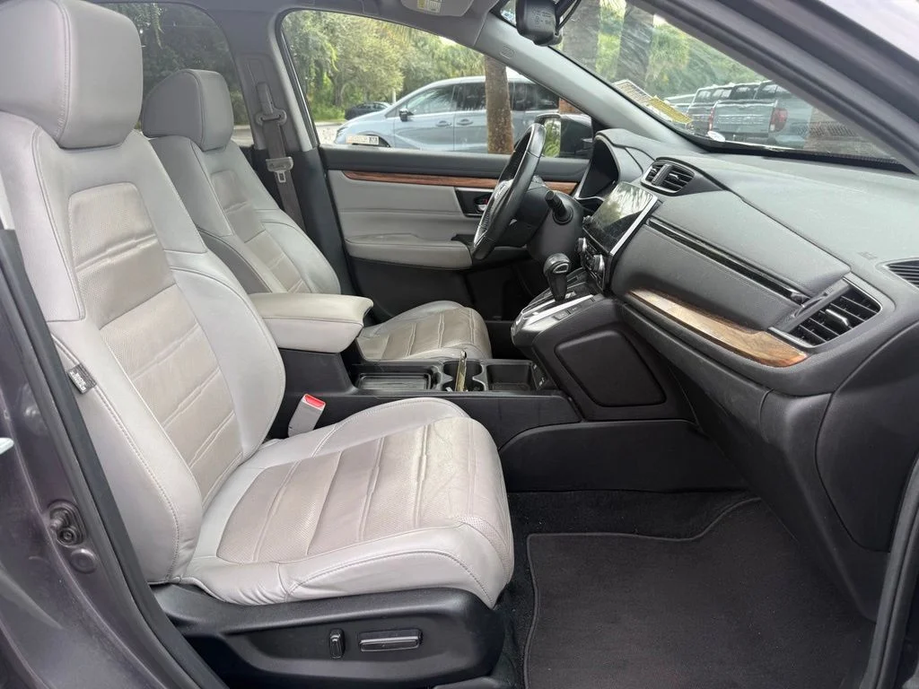 Used 2021  Honda EX-L image 13