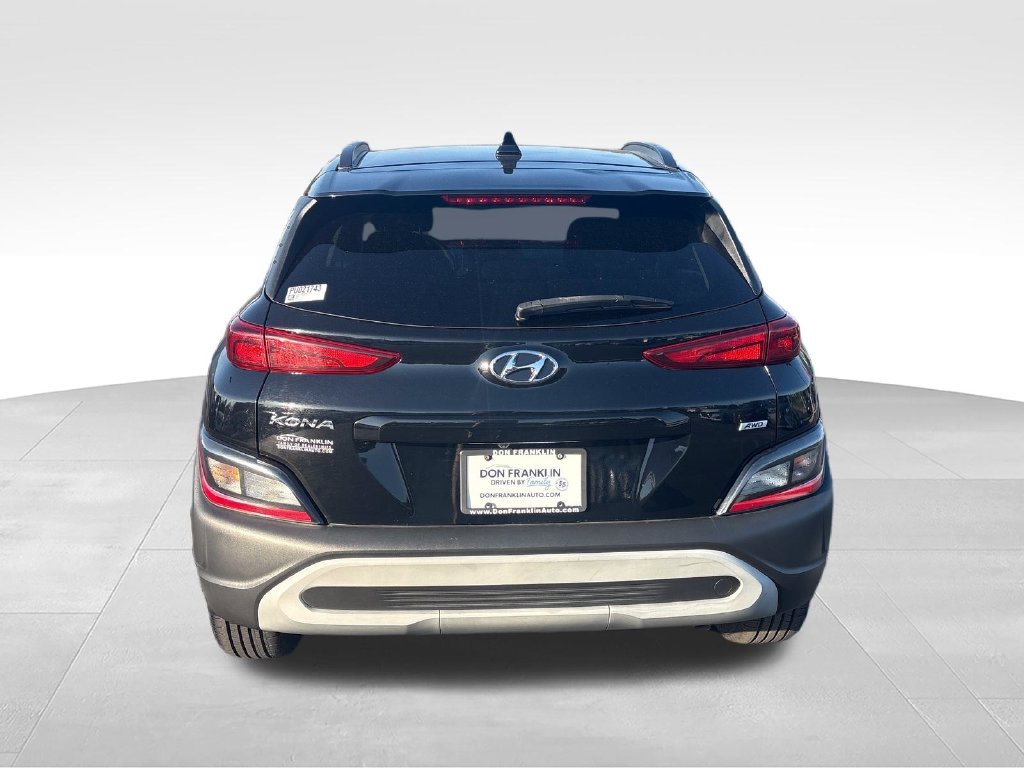 Used 2023 Black Hyundai SEL image 4