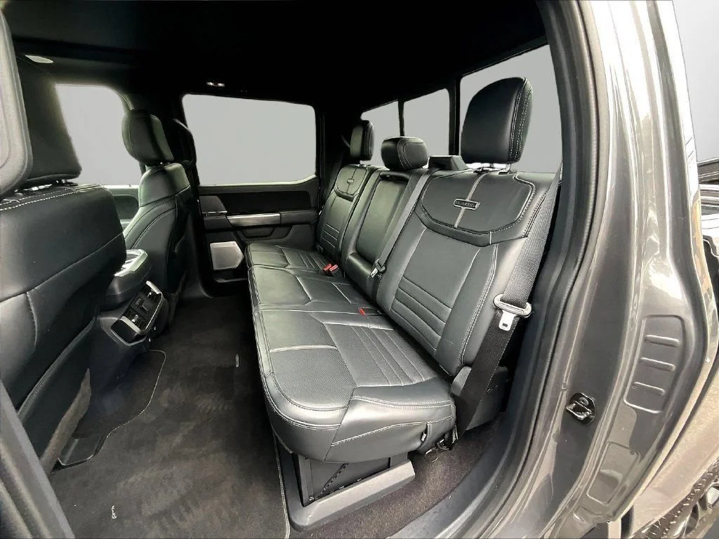 Used 2022 Gray Metallic Ford Platinum image 25