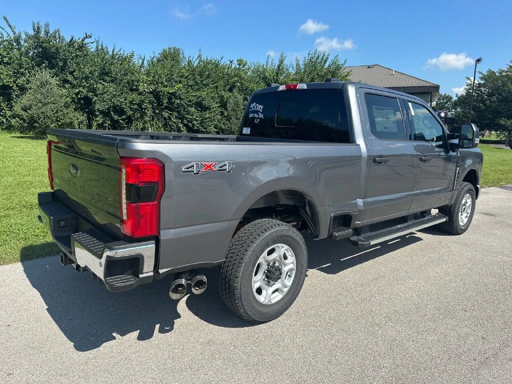 New 2026 Gray Ford XLT image 12