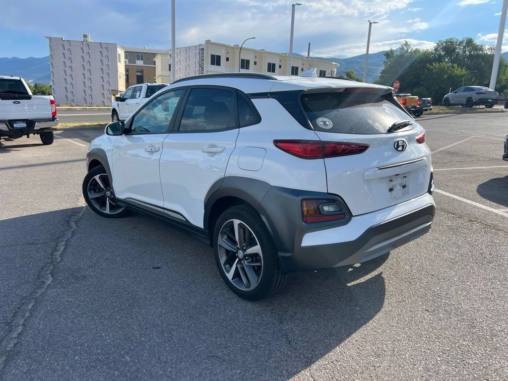 Used 2021 Lunar White Hyundai Limited image 9
