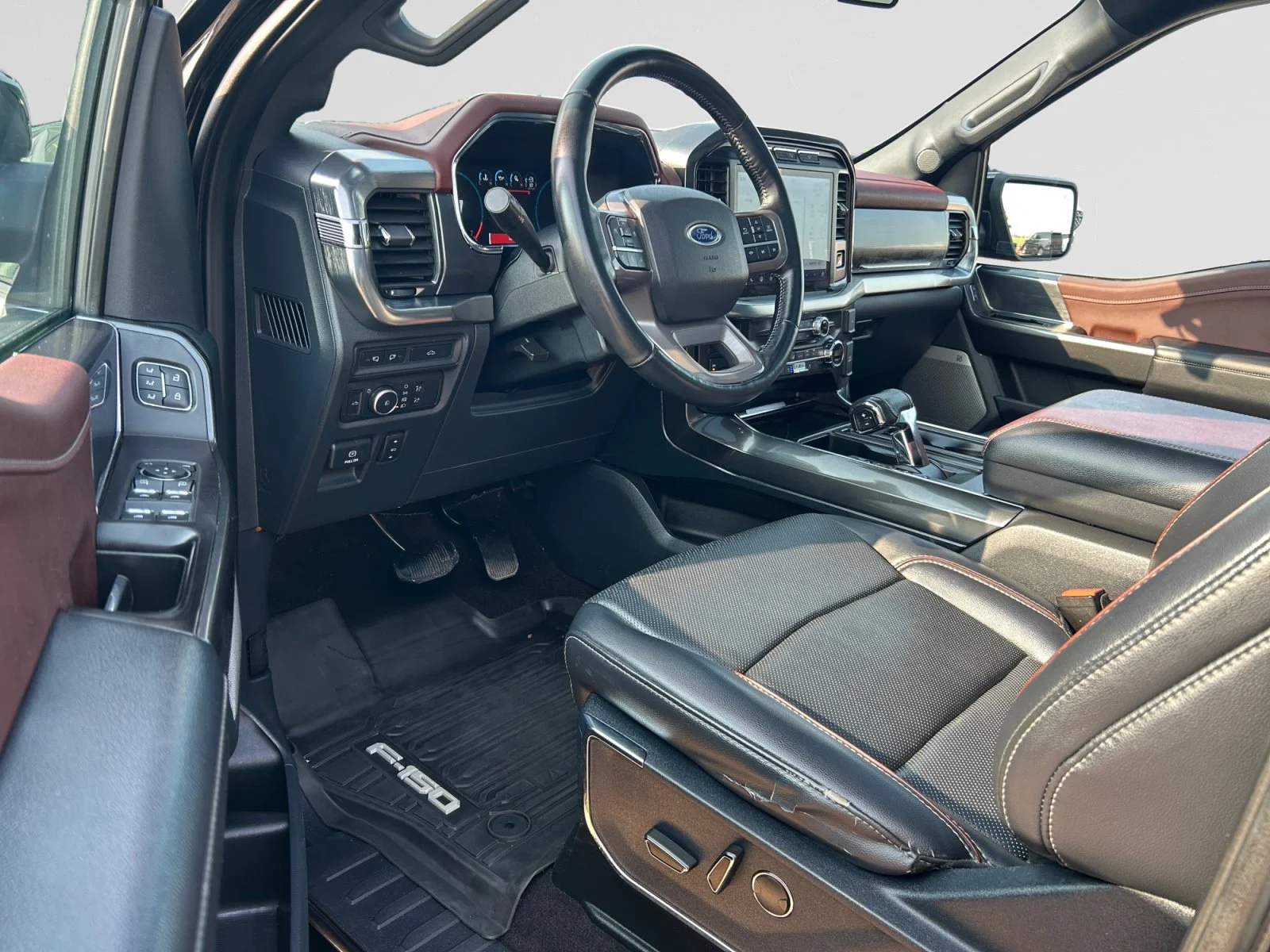Used 2021 BLACK Ford LARIAT SuperCrew image 13