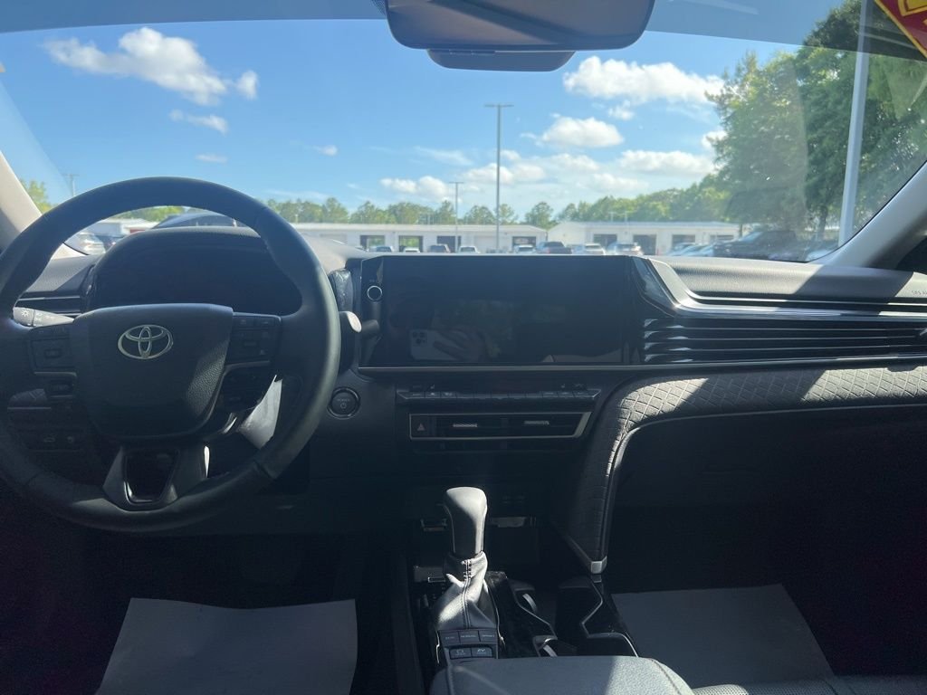 Used 2025 Red Toyota XLE image 17