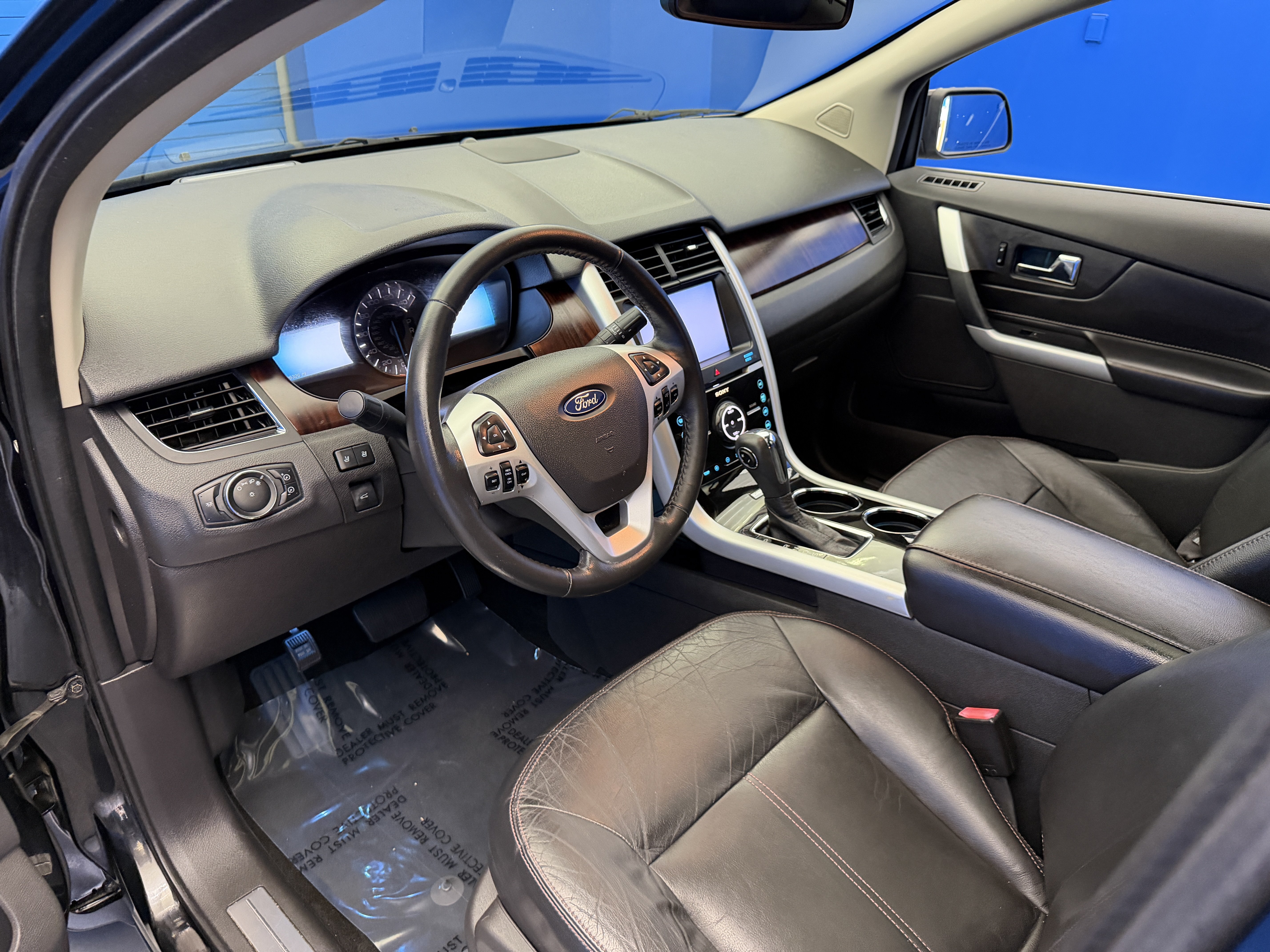 Used 2013 Tuxedo Black Metallic Ford Limited image 11