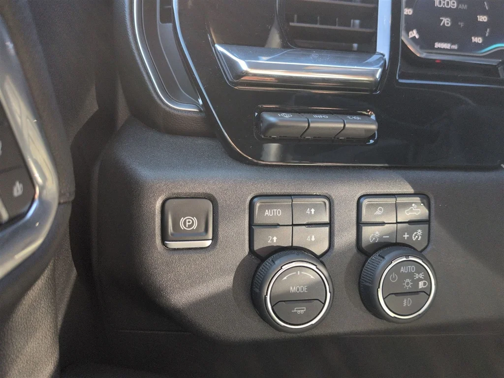 Used 2025 Radiant Red Tintcoat Chevrolet High Country image 18