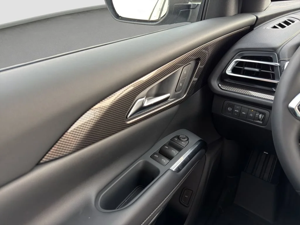 New 2027 Sterling Gray Metallic Chevrolet Z71 image 12