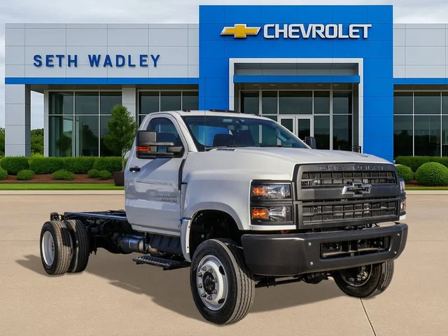 2025 Chevrolet Silverado 5500 HD Work Truck
